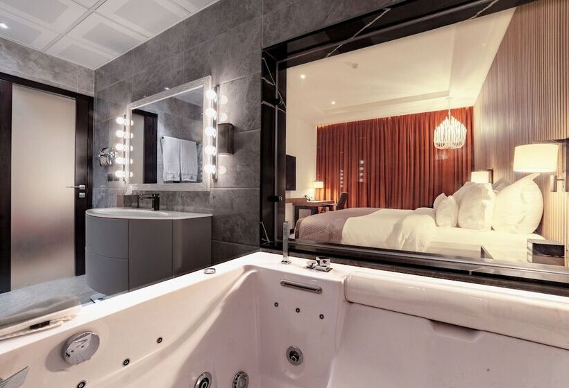 Люкс Повышенной Комфортности, D Avenue Boutique Hotel Accra