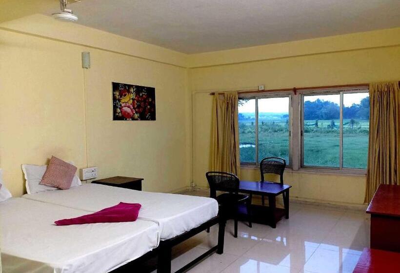 Трехместный Номер Deluxe, Spot On Kontiki Resort India