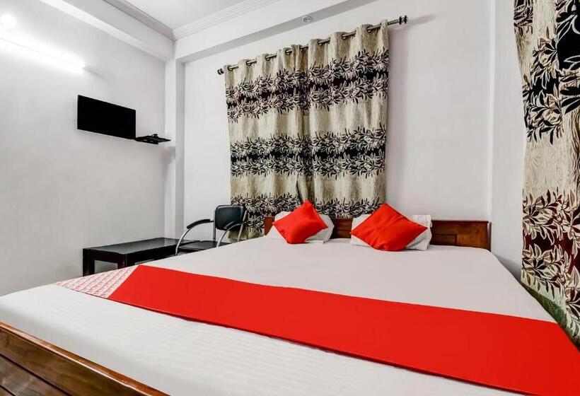 اتاق استاندارد, Oyo Flagship Hotel Capital Hill