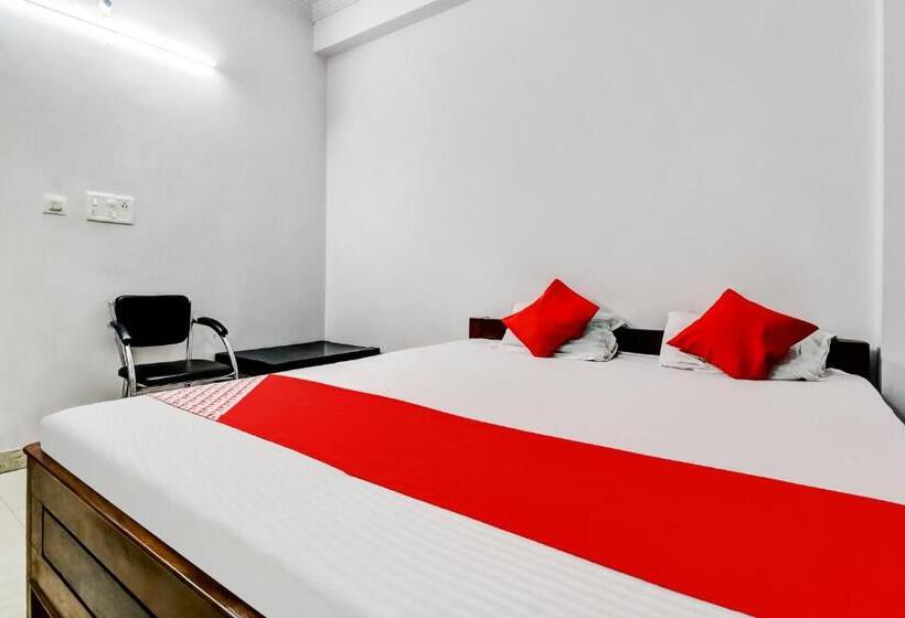 اتاق استاندارد, Oyo Flagship Hotel Capital Hill