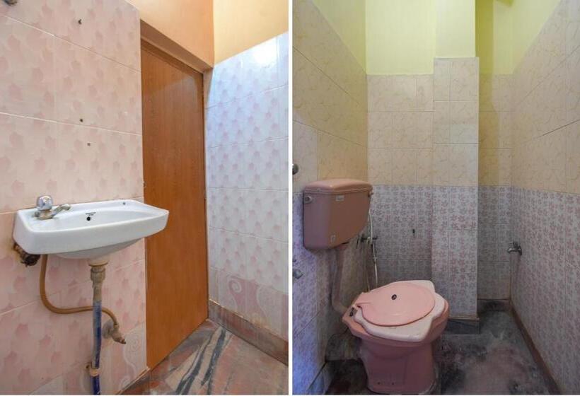 Трехместный Номер Классика, Oyo Flagship Hotel Gour