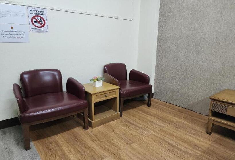 Номер Стандарт, Kim Hotel At Bangplong