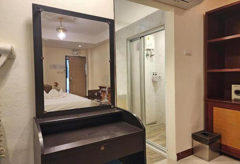 Номер Superior, Kim Hotel At Bangplong