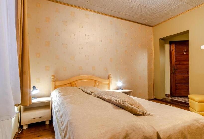 Quarto Estandar, Pensiunea Bucovina