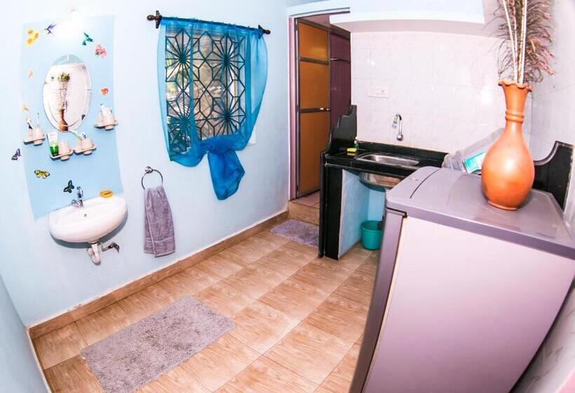 经济房, Aparthotel Orange Village