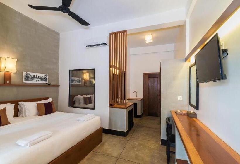 اتاق لوکس با تخت بزرگ, Lok Taneuy Residence