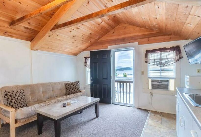 Четырехместный Номер Стандарт, Half Moon Motel & Cottages
