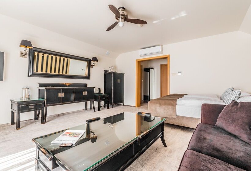 Apartamento 1 Dormitório, Kahlberg