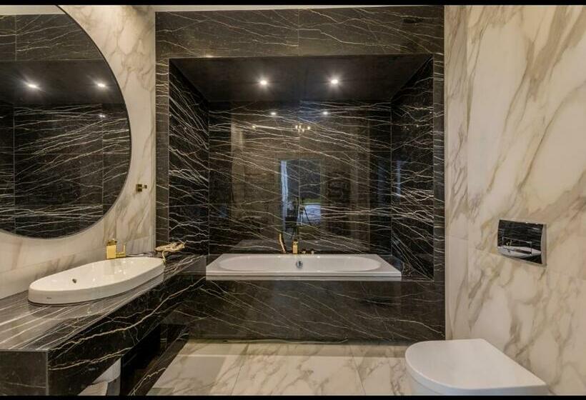 Номер Deluxe, Monte Carlo Boutique