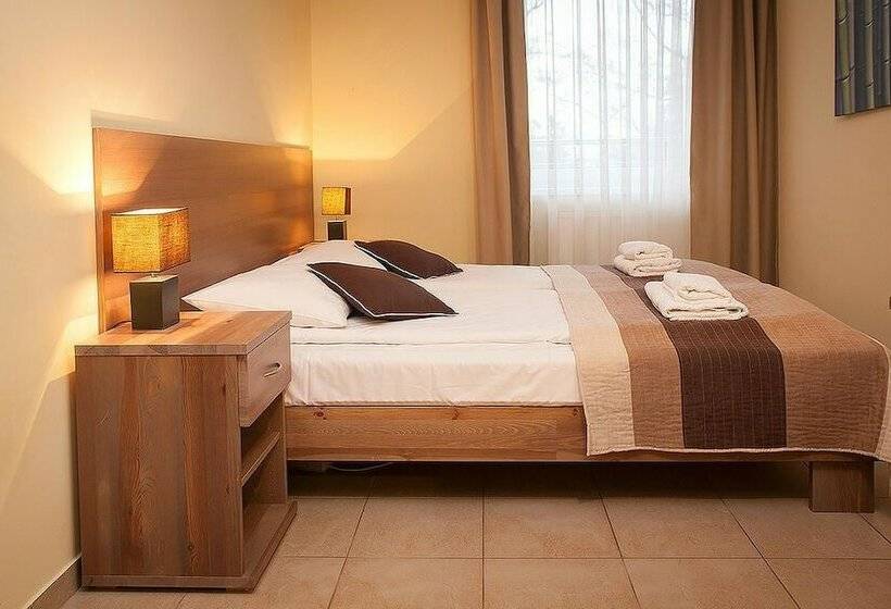 اتاق استاندارد, Planeta Hotel & Restauracja