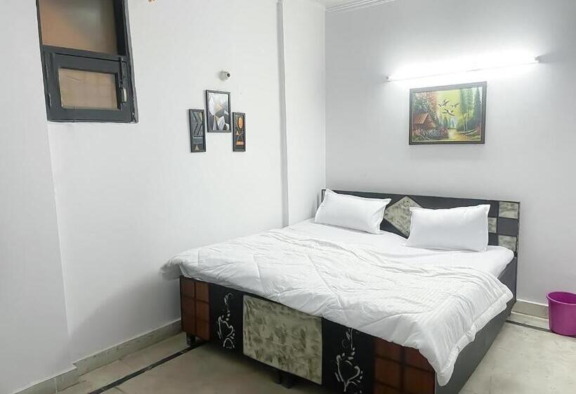 اتاق لوکس خانوادگی, Green Valley   Sarai Kale Khan