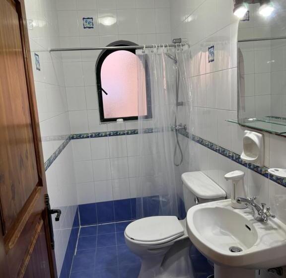 اتاق استاندارد سه تخته با چشم‌انداز استخر, Tal Bir Farmhouse