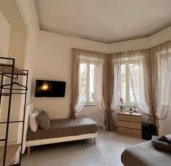 اتاق لوکس, Aristocasa B&b Luxury Rooms