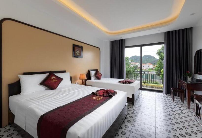 اتاق استاندارد سه تخته با بالکن, Le Maison Tam Coc Boutique