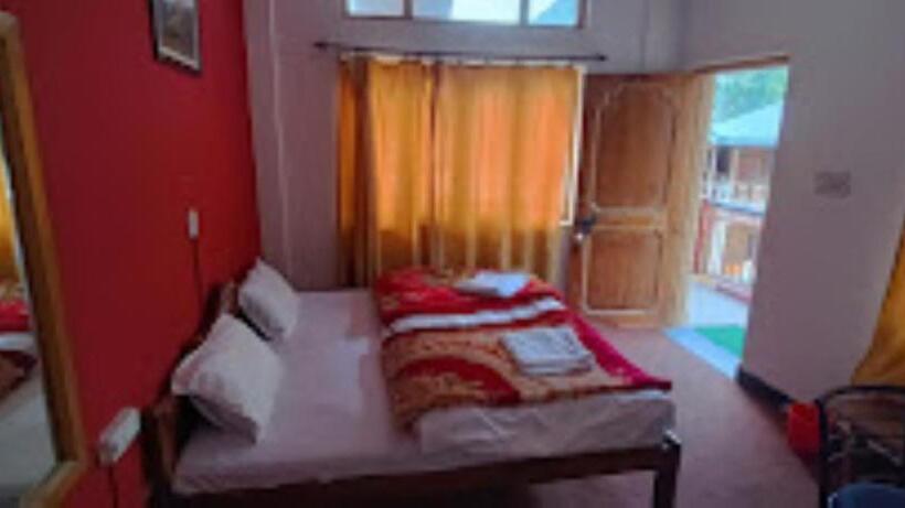 4인용 스탠다드 룸, Shivalik Kitchen Home Stay , Harsil