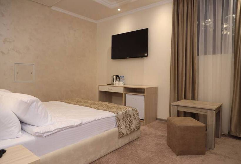 اتاق استاندارد, Delin