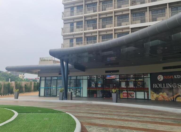 스탠다드 스튜디오, Green 2 Condo Smdc Dlsu Umc