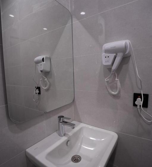 سوییت جونیور لوکس, Motel Danzha