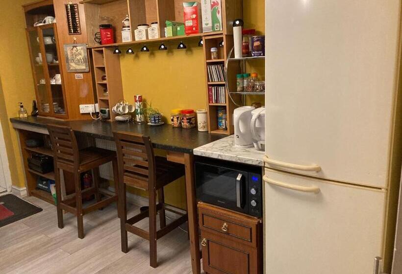 Номер Стандарт Индивидуальный, Hong Kong Inn