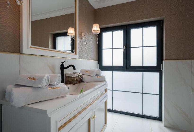디럭스 스위트, Noblesse Boutique&spa