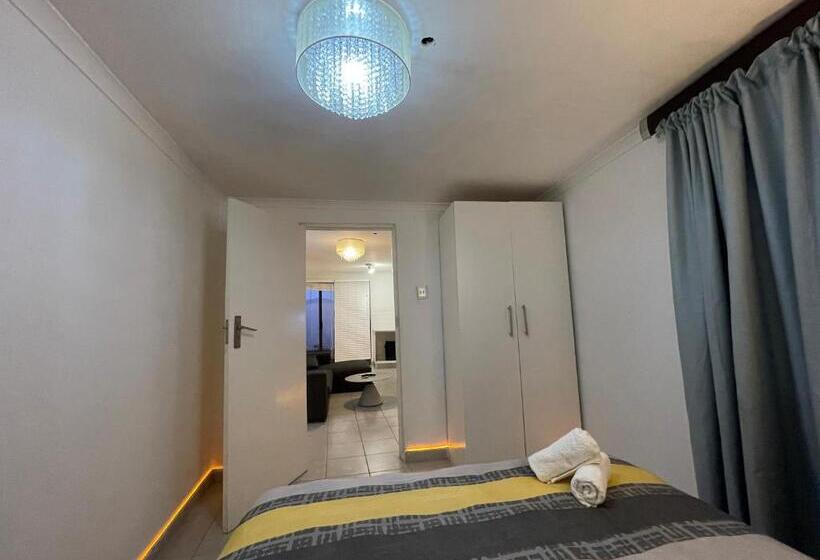 Апартаменты 1 Спальня, Domin Luxury Suites