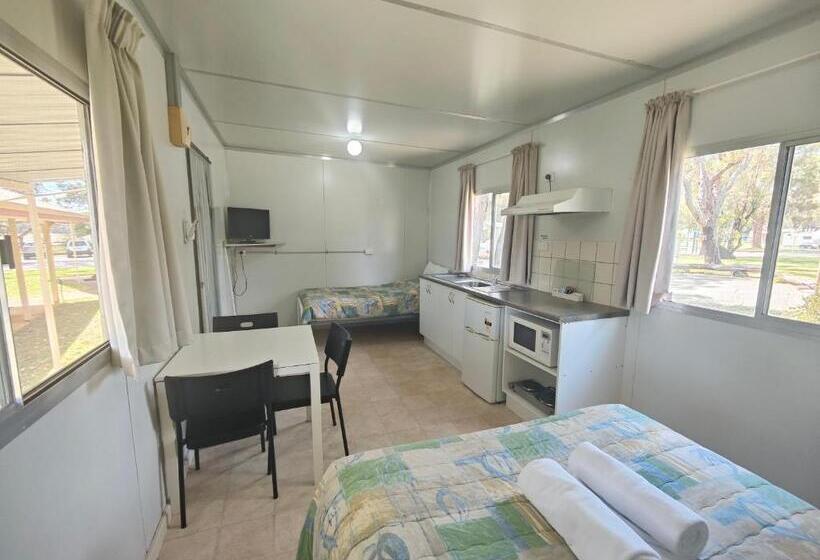패밀리 룸 가든 전망, Mt Barker Holiday Park   Western Australia