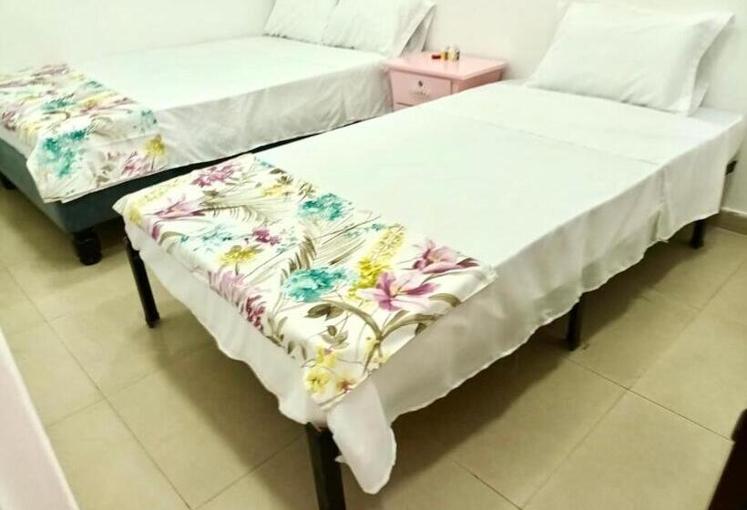 اتاق لوکس, Casa Mango