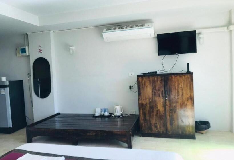 Номер Superior, Saensukkho Green Hotel & Resort
