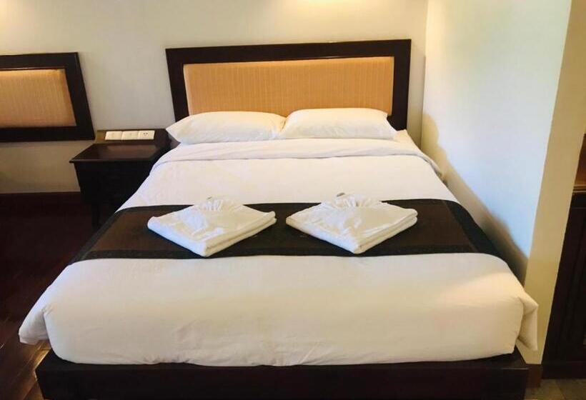 Вилла Deluxe 1 Спальня, Saensukkho Green Hotel & Resort