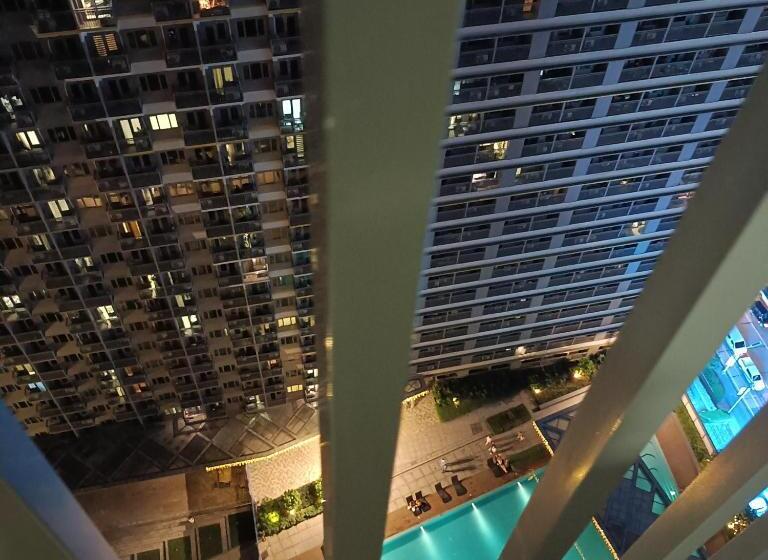 带阳台标准四人间, 1br Condotel With Balcony At Edsa