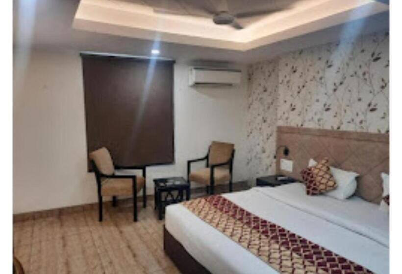 Номер Deluxe, Sharon Residency Madhya Pradesh