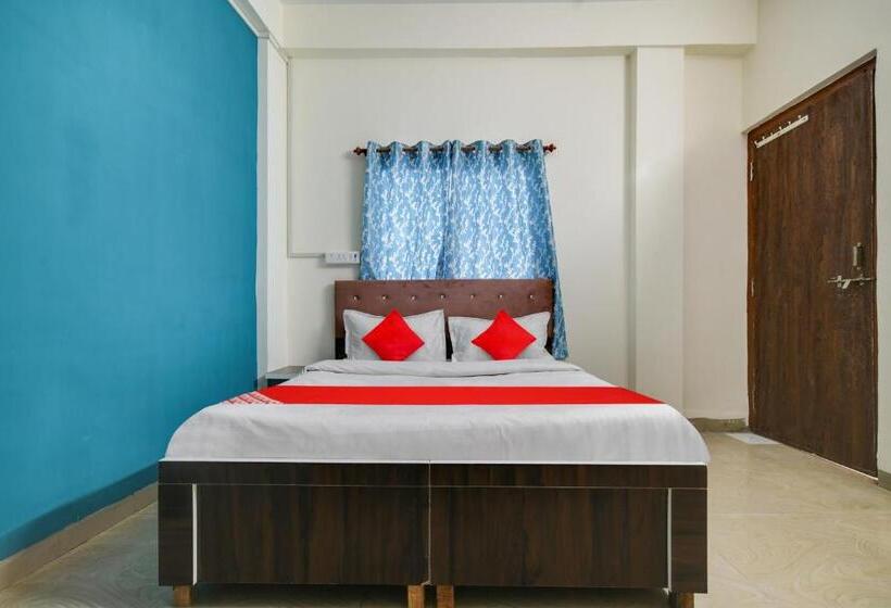 Standardzimmer, O Nitya
