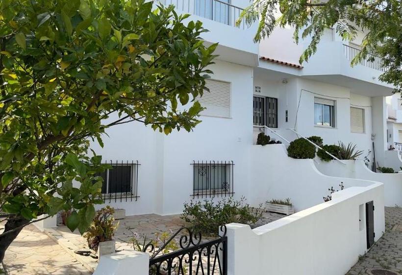 Апартаменты 3 Спальни, Casa Do Vale