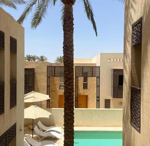 اتاق لوکس, Nayah Boutique Stays