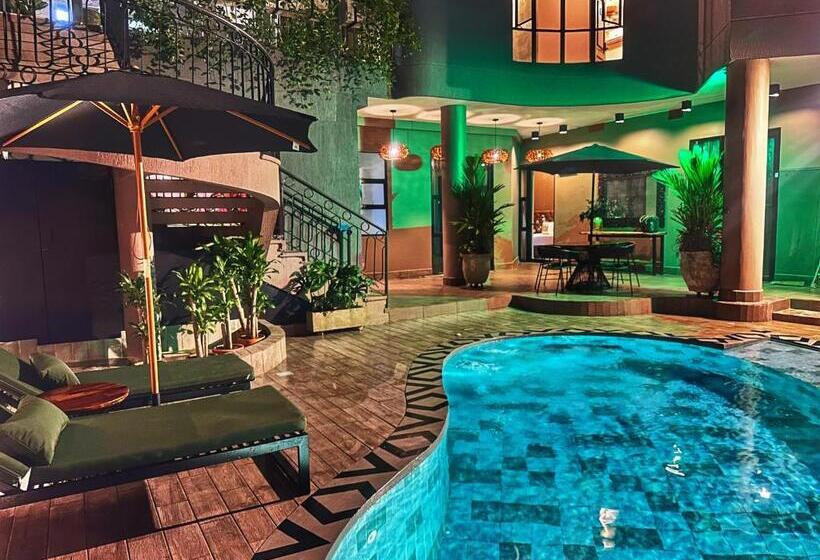 Апартаменты Deluxe 1 Спальня, Osvé Boutique Cali