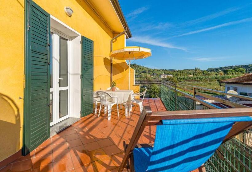 Студио Стандарт с Террасой, Residence Gli Olmi   Goelba
