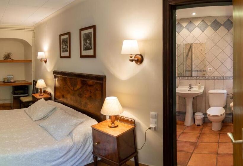 Quarto Triplo Estandar, Can Rosich