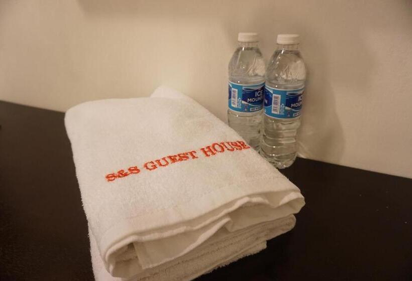 Семейный Номер, S & S Guest House Kuantan