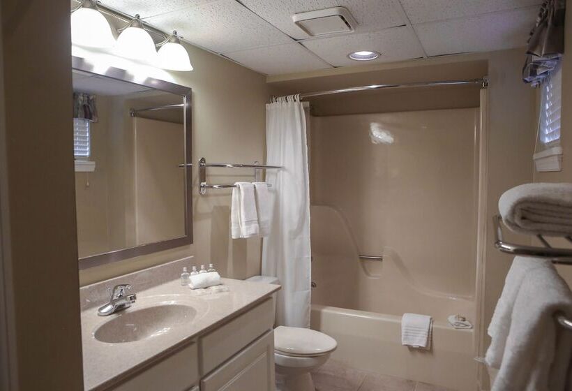 Люкс 2 Спальни, Silver Birches Resort