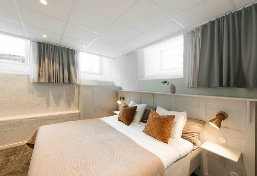 标准间, Spis Hotell Amber