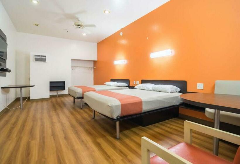 Номер Стандарт, Motel 6 Globe, Az