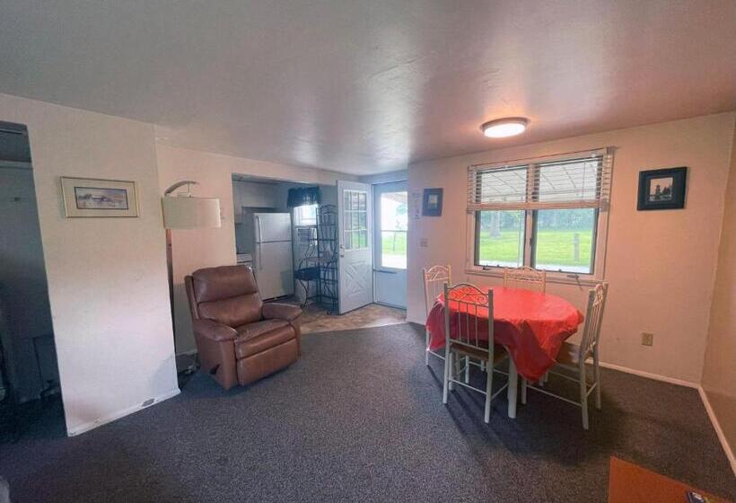 Quarto Familiar Deluxe, Plantation Motel