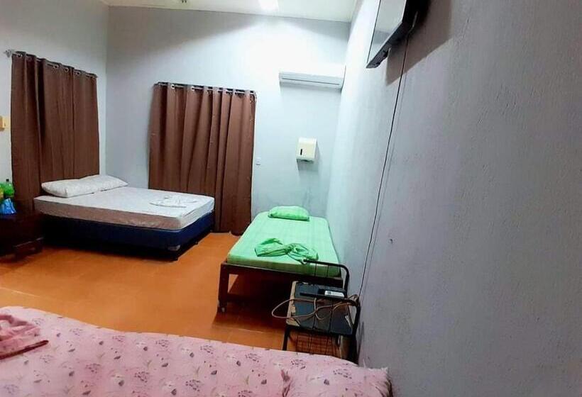 غرفة عائلية, Hospedaje Yunandre