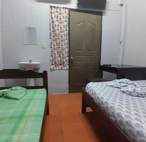 غرفة قياسية حمام مشترك, Hospedaje Yunandre