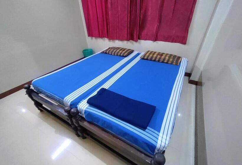 Номер Стандарт, Chitramoola Tourist Home   Opp Temple Only 20 M