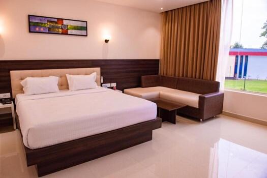 带大床的套房, Welcome Resorts And Spa