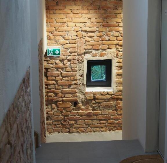 标准间, Alte Seifensiederei   Cisco