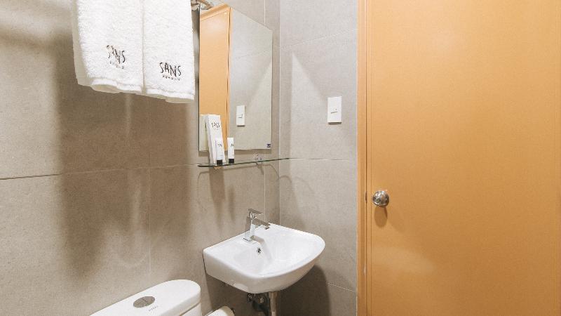 高级套房, Sans Hotel At One Jd Place Makati By Reddoorz