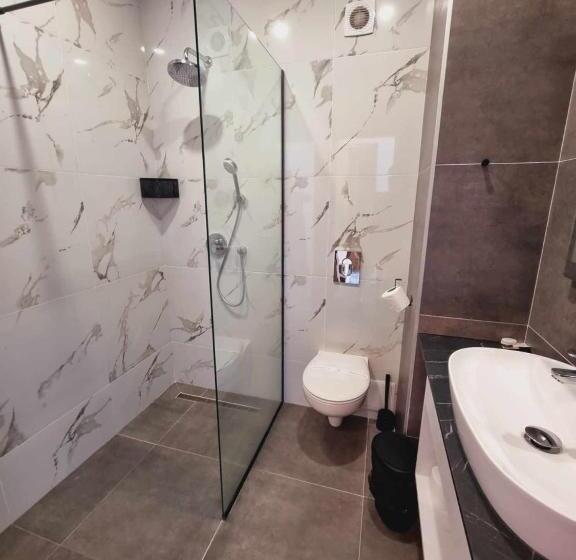 Triple Room Sea View, Nava