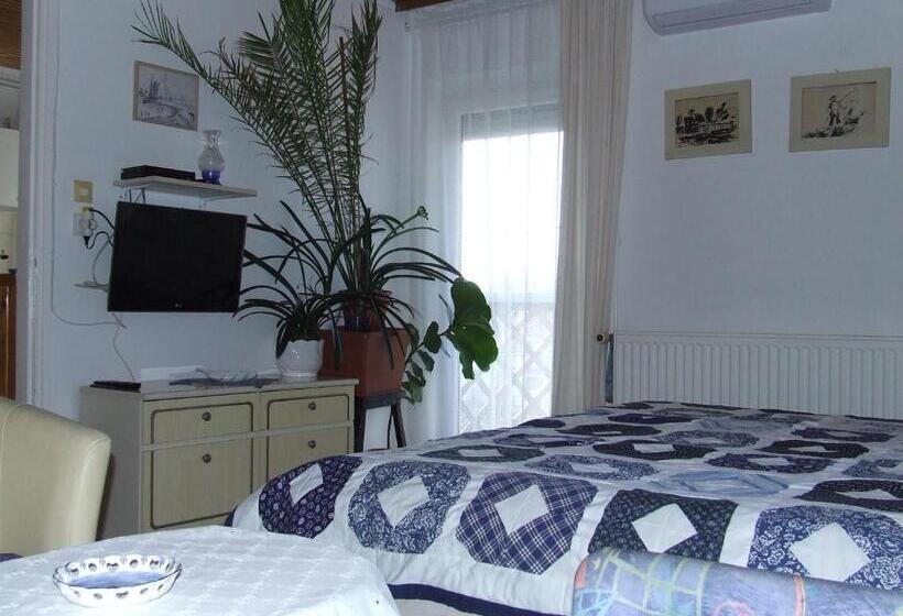 Номер Стандарт с Балконом, Czanek Apartman